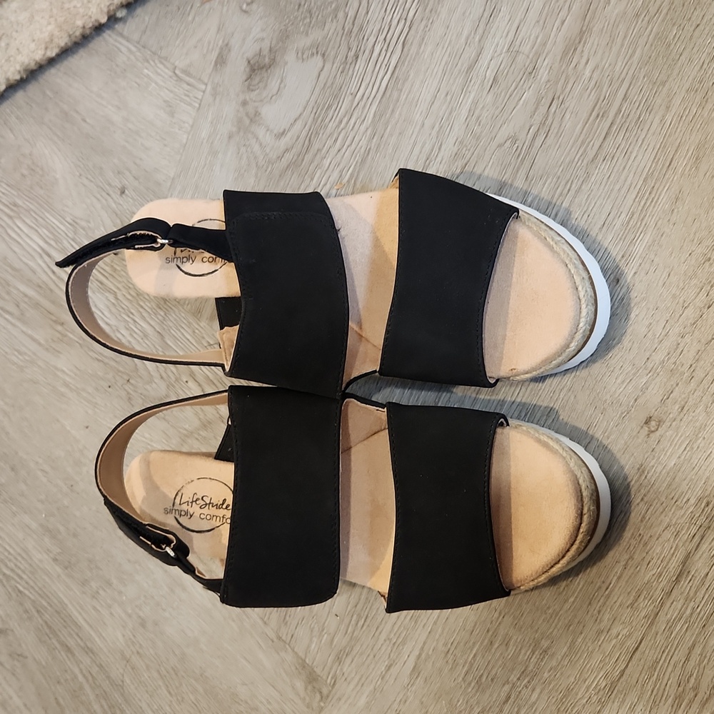 Life Stride Black and Cream Wedge Shoes with Elastic Straps